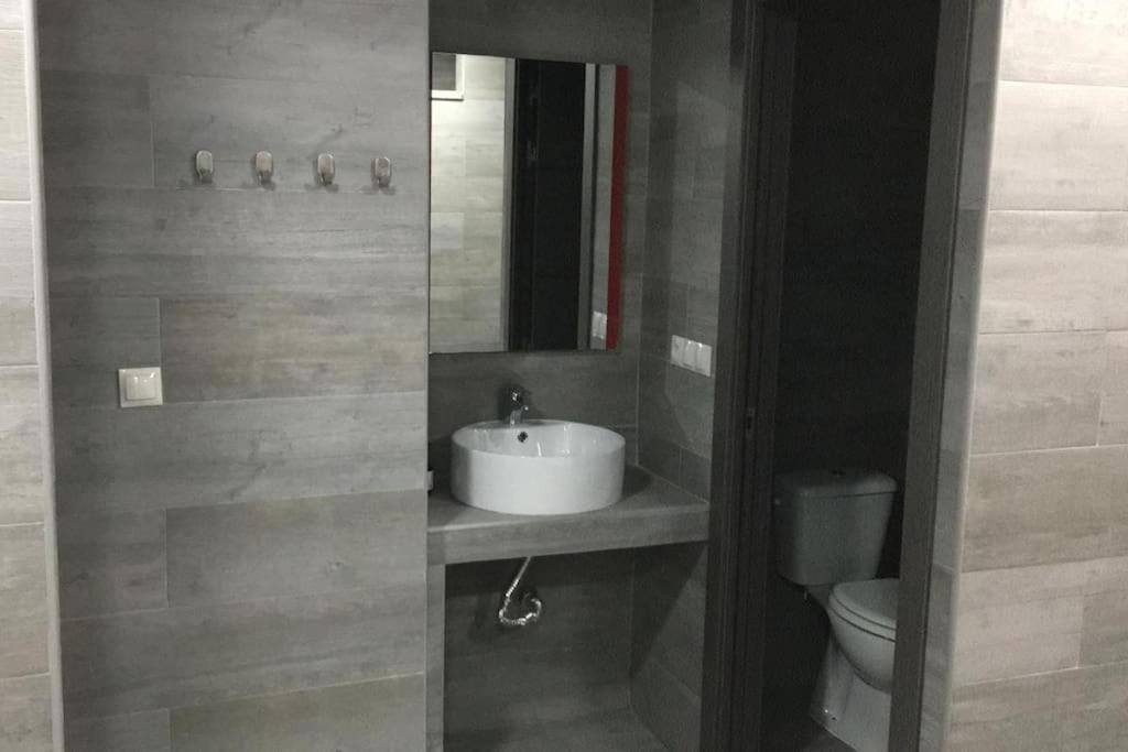 Apartamento A, A 3 Minutos De La Estacion Central De Bus Y Tren Malaga Ngoại thất bức ảnh